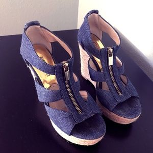 Damita Wedge Sandal